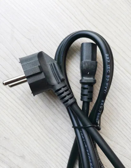 Universal Power Cable 1.5 meters 055082 up to 10A